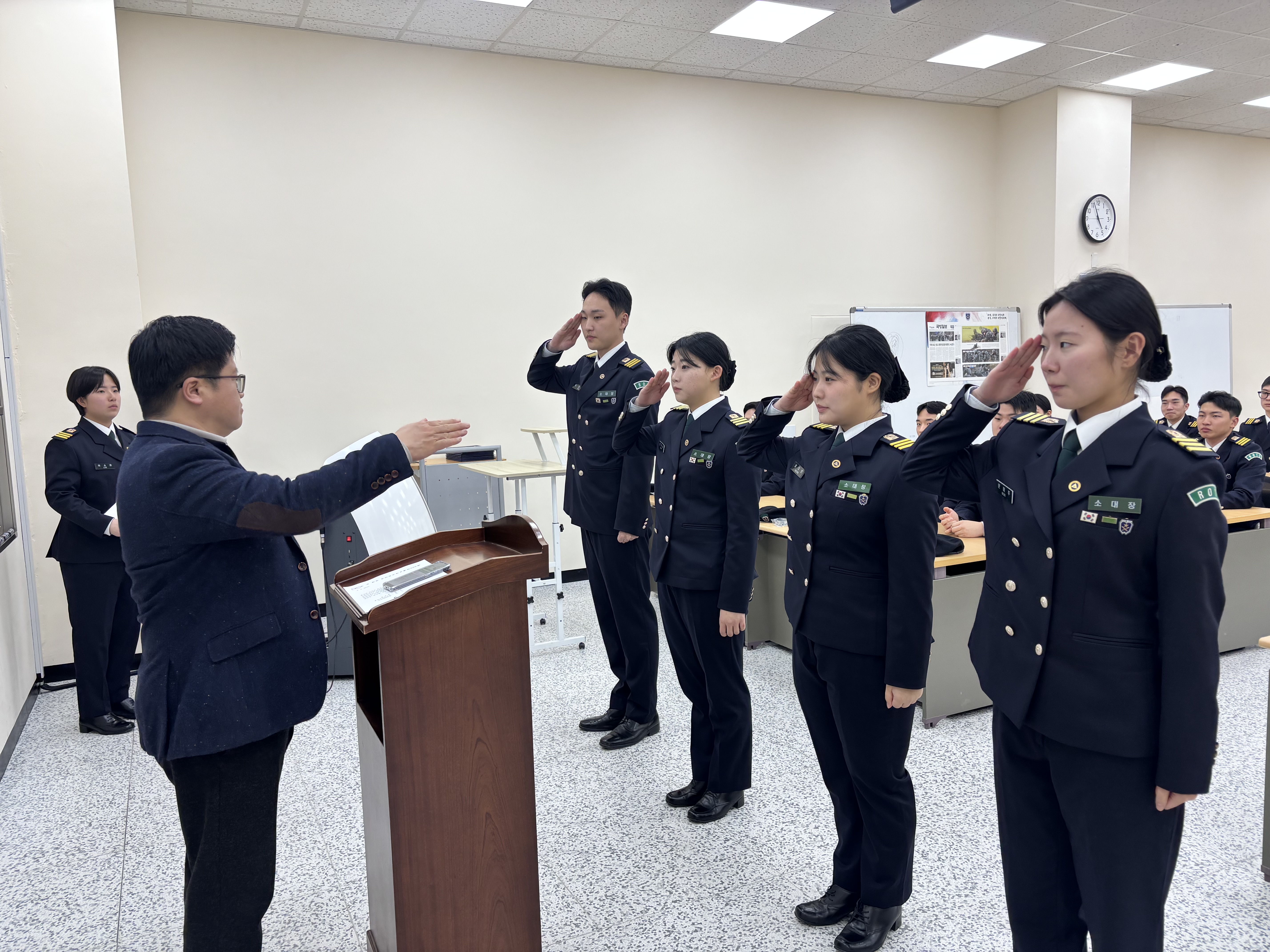26년도 1학기 임명식 및 상장수여식 17번째 첨부파일 이미지