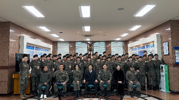 66기 기초군사 훈련 대표이미지