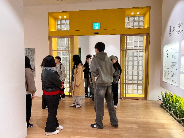 [2025.03.27] 백석대 간호학과 전민순 교수 반 관람 대표이미지