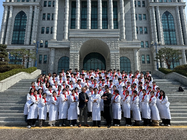 외식산업학부 25학번 단체사진 대표이미지