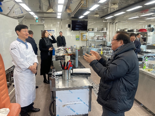 (주) 인앤아웃 방문 대표이미지