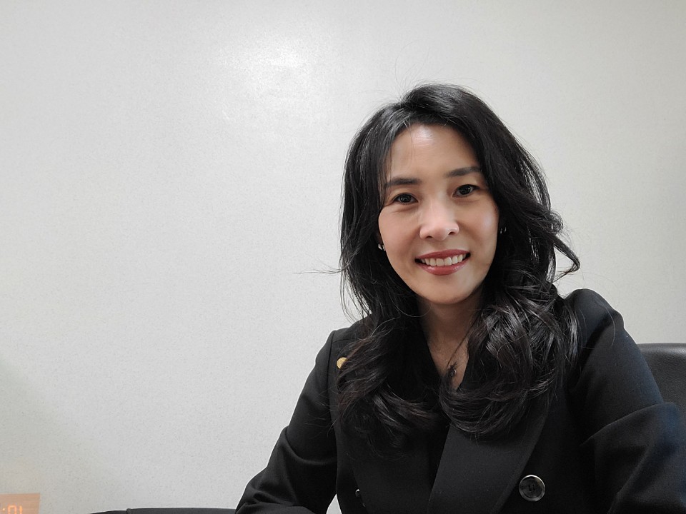 홍지선 사진