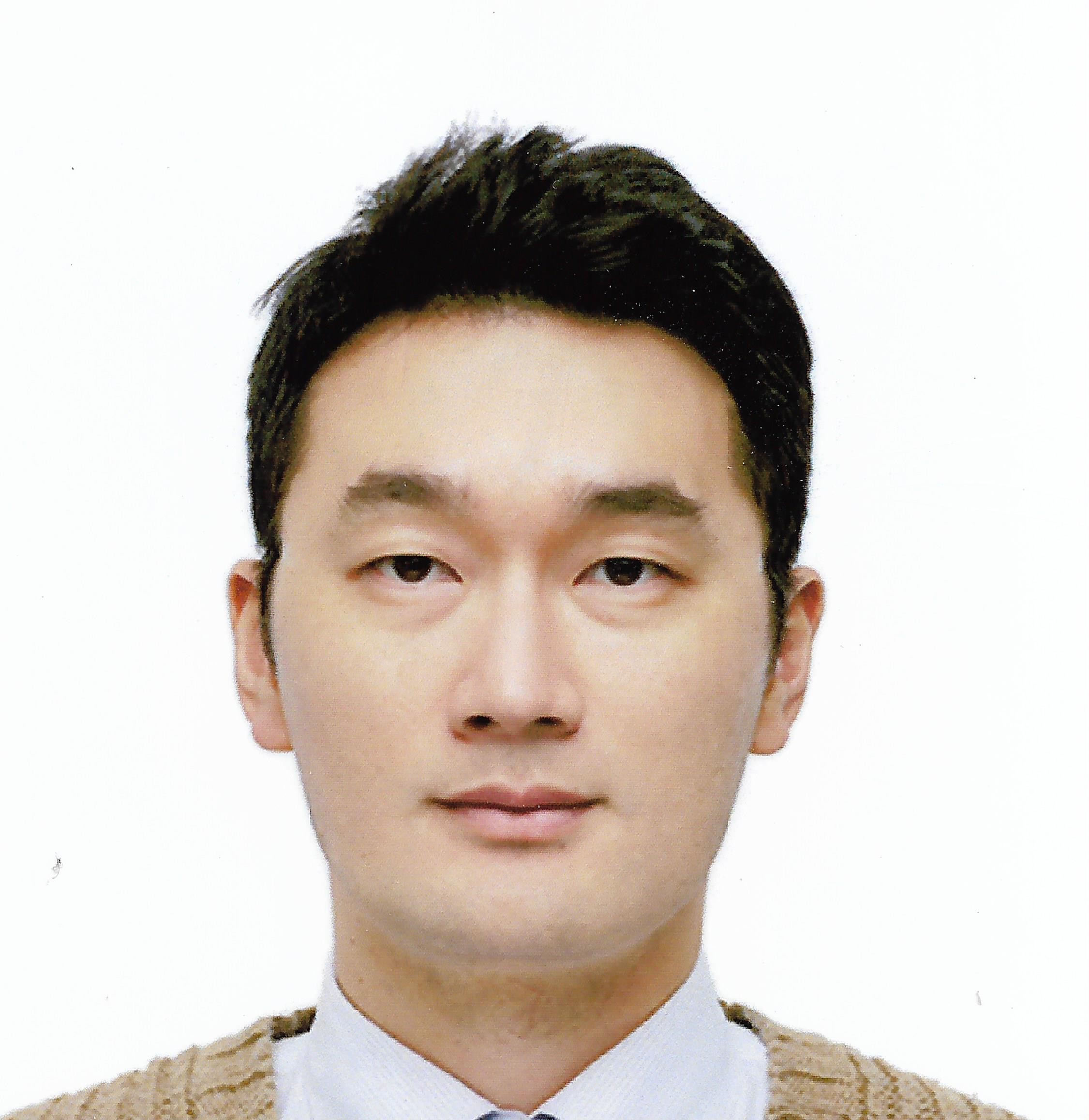 이충재 사진
