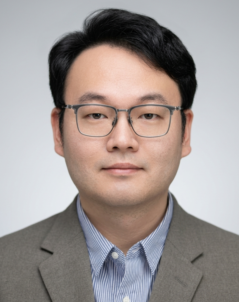 김민기 사진