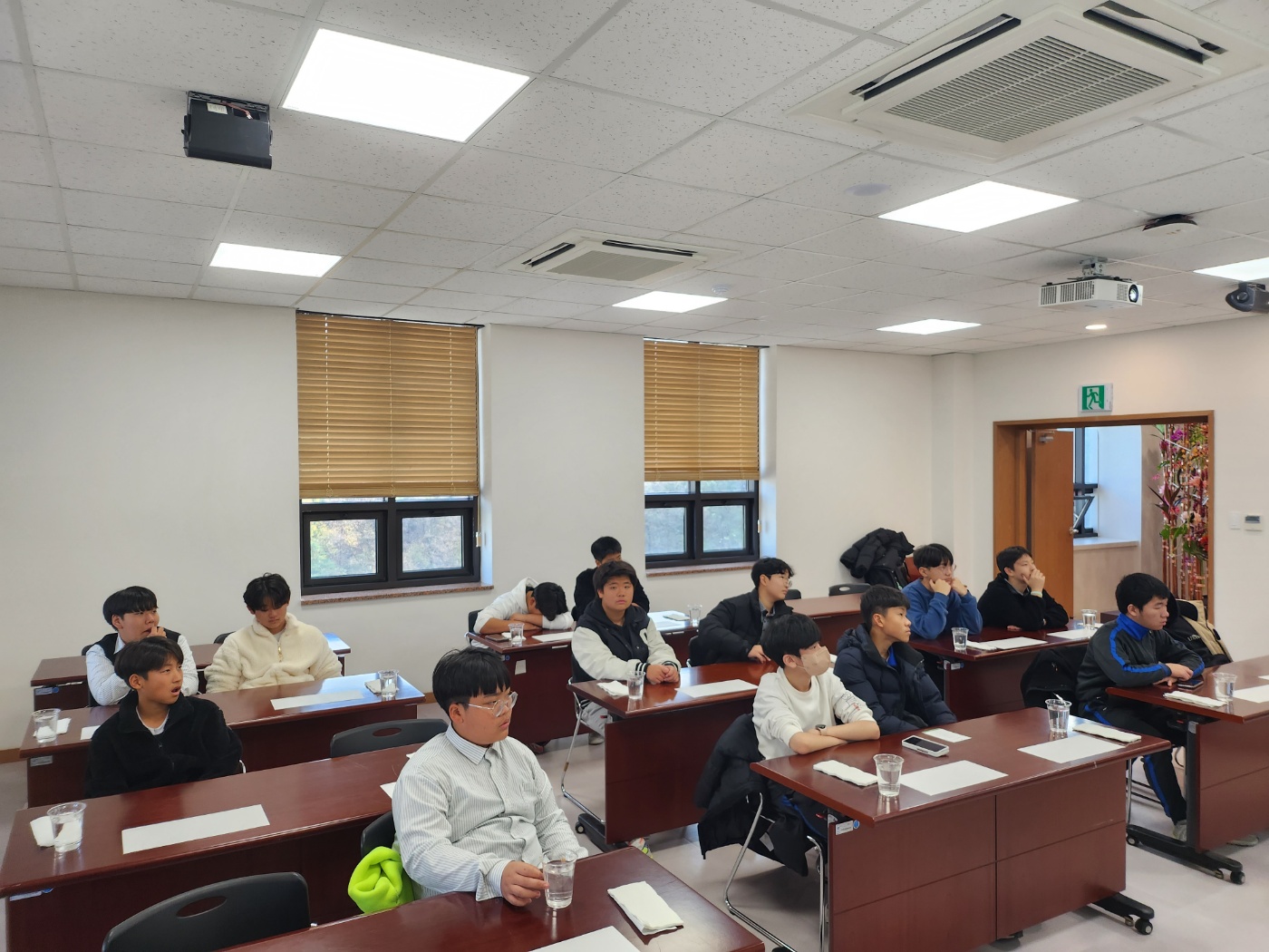 [2023.11.15] 하반기 천안중학교 진로체험 '나도 팝 아티스트' 및 관람 7번째 첨부파일 이미지