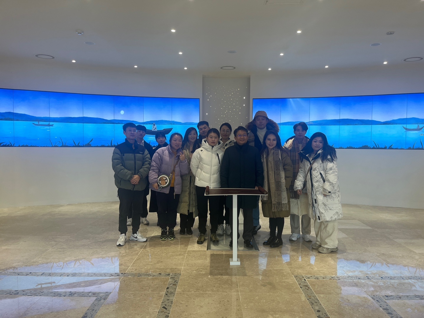 [2023.11.24] 하반기 서울캠퍼스 백석예술대학교 석박사 과정 중국인 & 통역인 관람 2번째 첨부파일 이미지