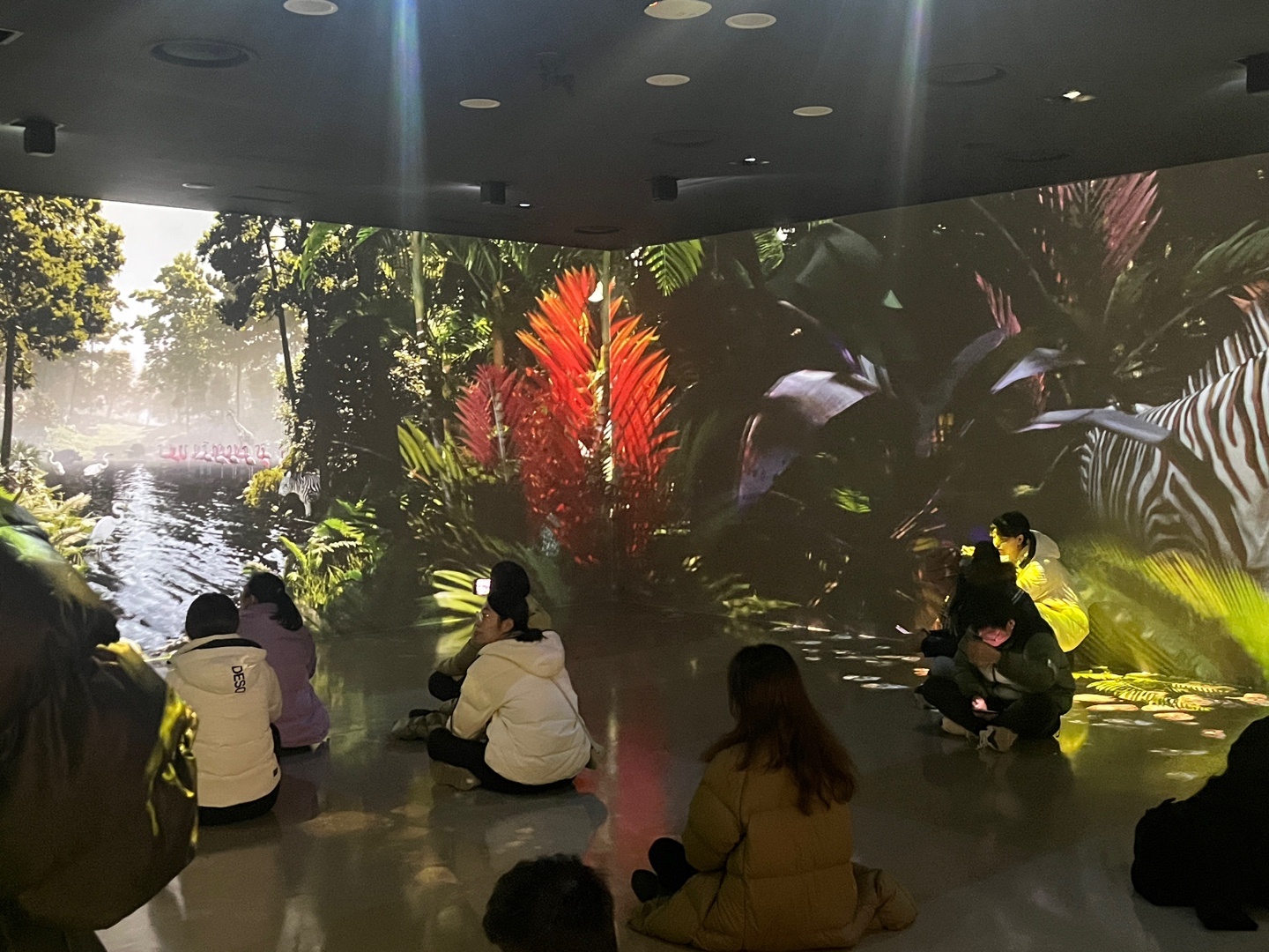 [2023.11.24] 하반기 서울캠퍼스 백석예술대학교 석박사 과정 중국인 & 통역인 관람 7번째 첨부파일 이미지