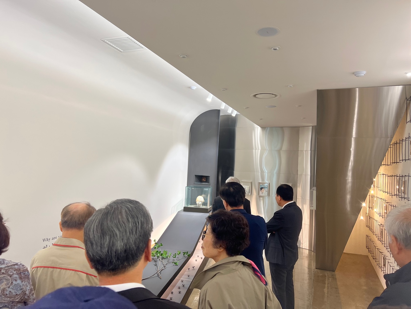 [2025.05.12] 네팔신학교 총장 및 방문단 관람 1번째 첨부파일 이미지