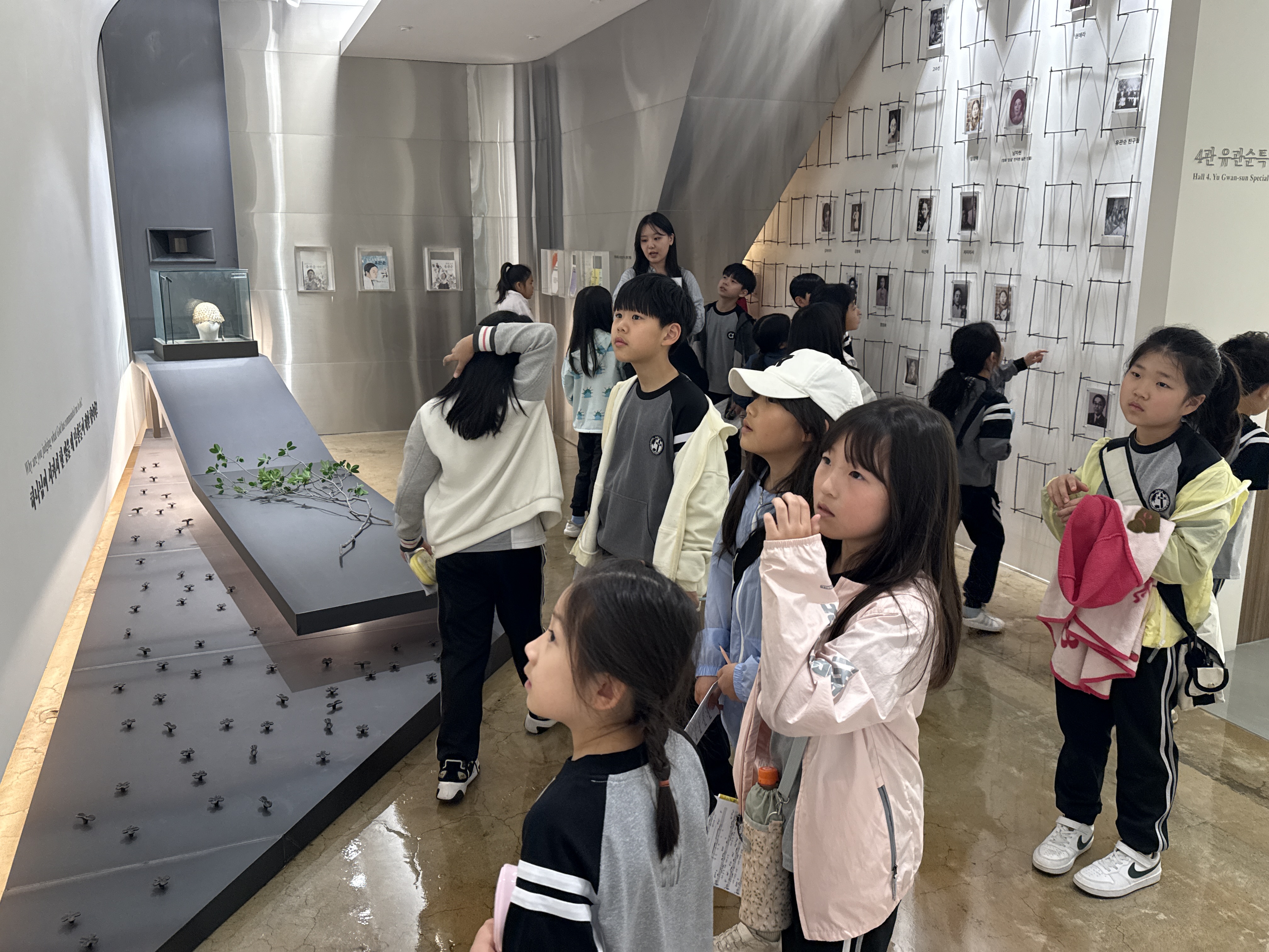 [2025.05.19]  안양기독교대안학교(DSCS) 초중등생 관람 5번째 첨부파일 이미지
