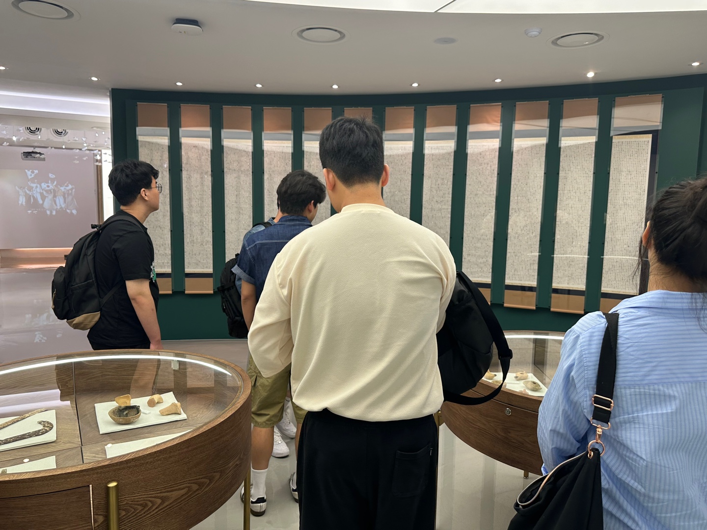 [2025.06.05] 백석대 안경광학과 김세진, 예기훈 교수 반 관람 5번째 첨부파일 이미지
