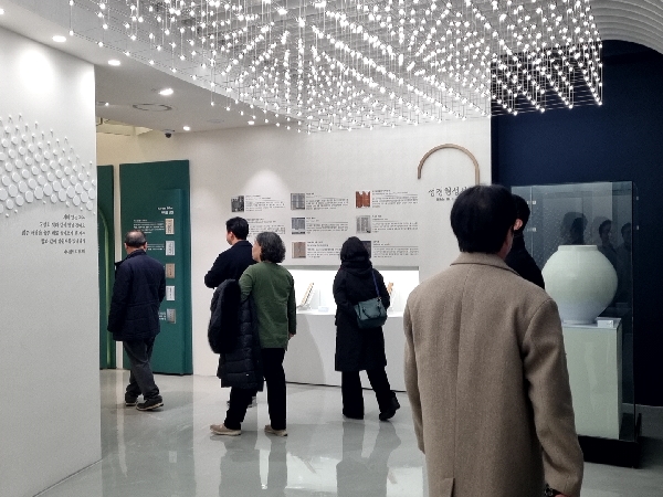 [2025.11.28] 호통판사 천호종 판사 외 관계자 관람 대표이미지