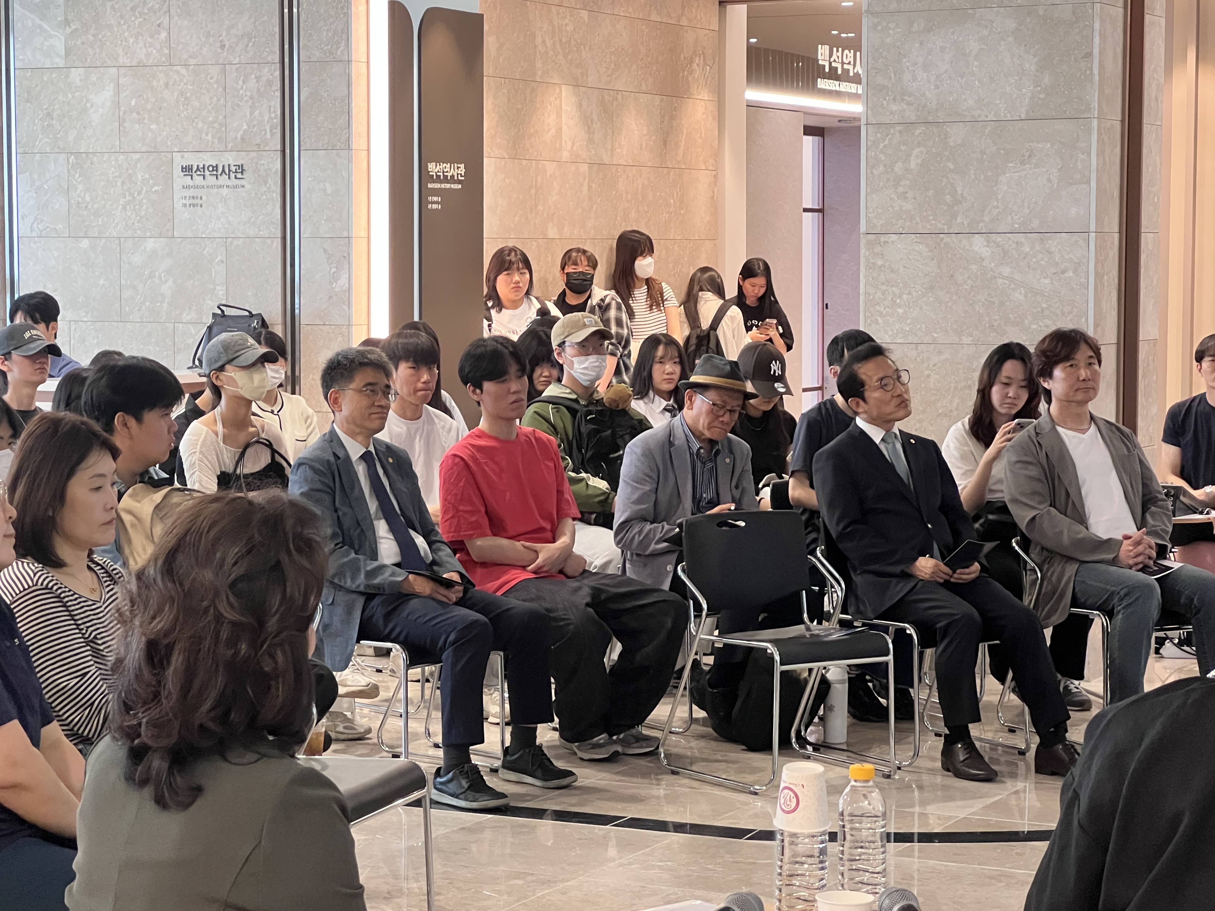 [2025.05.28] '별빛청년 윤동주' 시와 AI음악이 어우러진 토크콘서트 3번째 첨부파일 이미지