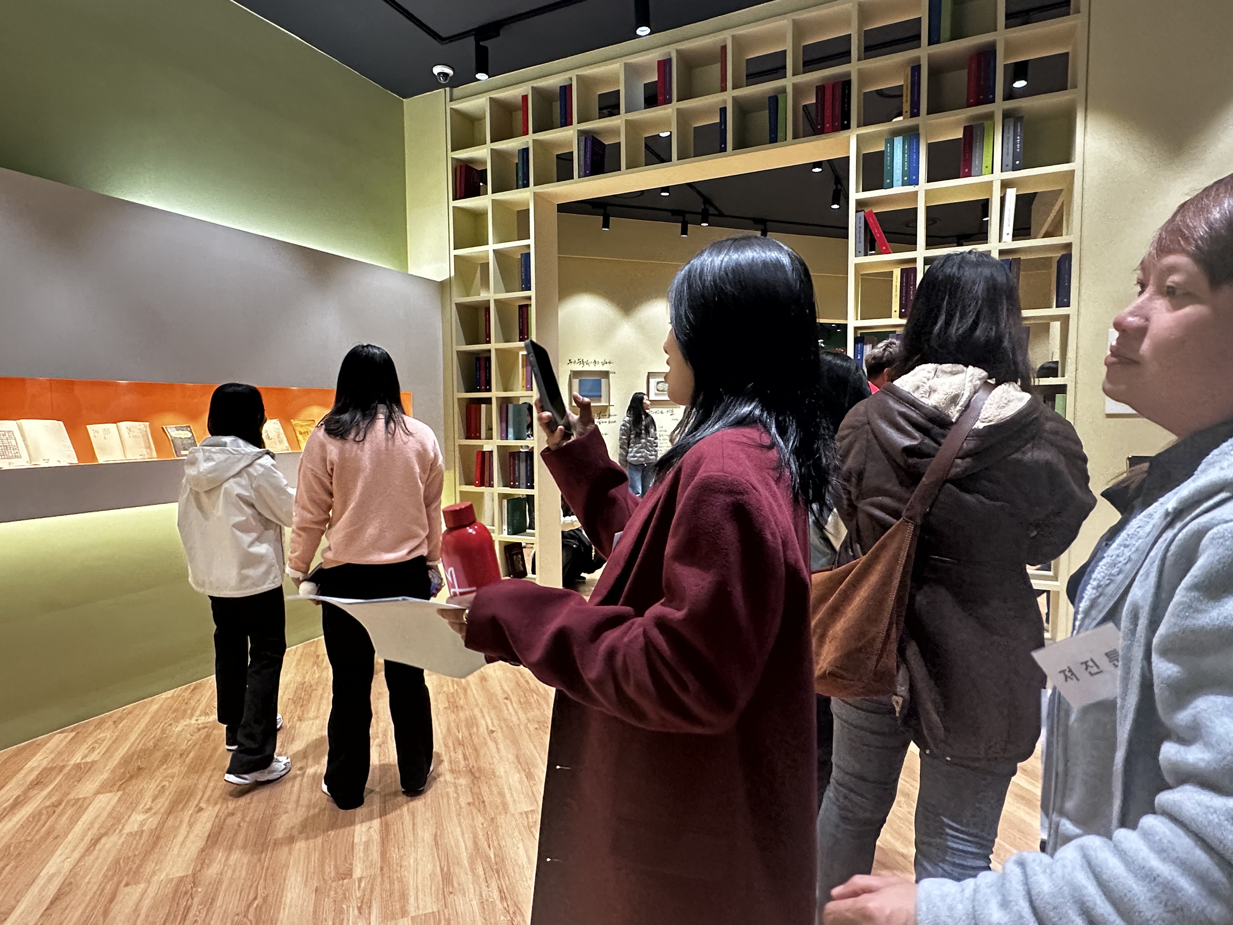 [2025.10.31] 백석대학원 글로벌경영학과 대학원생 관람 4번째 첨부파일 이미지