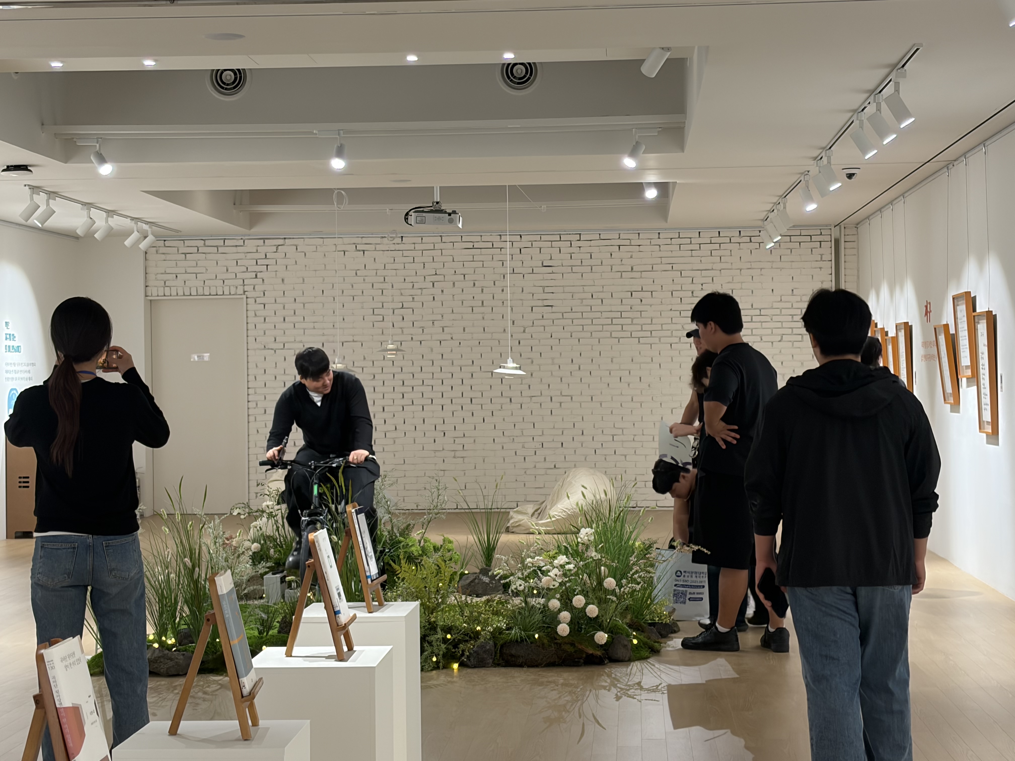 [2026.09.21.] 백석문화대 산단 MOU 관련 관람 8번째 첨부파일 이미지